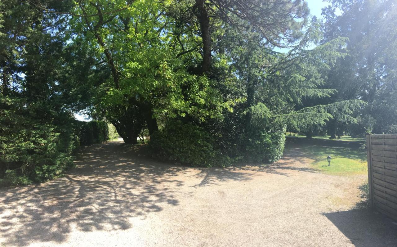 Le Chateau Des Tourelles En Vendee La Gaubretiere Luaran gambar